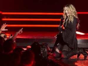 montreal-que-september-09-2015-madonna-during-her-con4